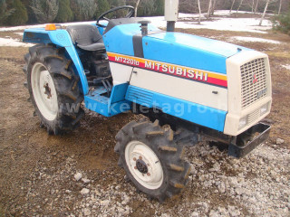 Nagyobb képek megjelenítéséhez kattintson ide
1052-1253-7418 Mitsubishi MT2201D japán kistraktor (1)