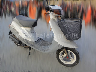 Nagyobb képek megjelenítéséhez kattintson ide
9319-77-7274 Yamaha Jog Eighty 2XX robogó (1)