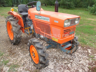 Nagyobb képek megjelenítéséhez kattintson ide
8649-1326-2473 Kubota L2201DT japán kistraktor (1)