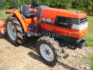Nagyobb képek megjelenítéséhez kattintson ide
1239-2833-4733 Kubota GL25D japán kistraktor (1)