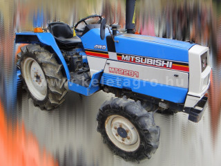 Nagyobb képek megjelenítéséhez kattintson ide
5800-1319-4288 Mitsubishi MT2201D japán kistraktor (1)