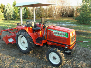 Nagyobb képek megjelenítéséhez kattintson ide
4860-1395-8839 Hinomoto N189 japán kistraktor (1)