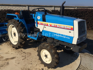 Nagyobb képek megjelenítéséhez kattintson ide
2308-1447-4824 Mitsubishi MT1801D japán kistraktor (1)