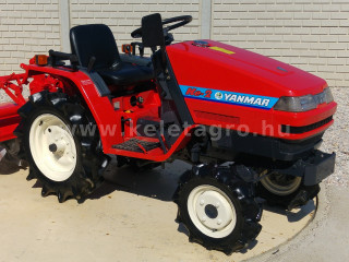 Nagyobb képek megjelenítéséhez kattintson ide
7189-1142-5466 Yanmar KE-2D japán kistraktor (1)