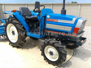 Nagyobb képek megjelenítéséhez kattintson ide
1405-1697-7970 Iseki TA230F japán kistraktor (1)