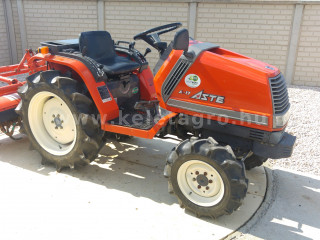 Nagyobb képek megjelenítéséhez kattintson ide
945-1340-1848 Kubota A-17 japán kistraktor (1)