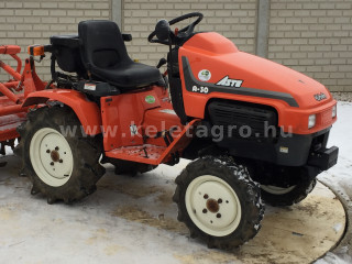 Nagyobb képek megjelenítéséhez kattintson ide
8069-1110-6367 Kubota A-30 japán kistraktor (1)