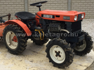 Nagyobb képek megjelenítéséhez kattintson ide
5869-630-3352 Kubota B6000 japán kistraktor (1)