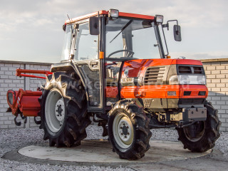 Nagyobb képek megjelenítéséhez kattintson ide
8976-3437-4151 Kubota GL320 U-Shift Cabin japán kistraktor (1)