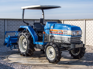 Nagyobb képek megjelenítéséhez kattintson ide
3584-2562-8065 Iseki TG25 japán kistraktor (1)