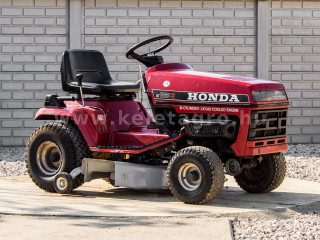 Nagyobb képek megjelenítéséhez kattintson ide
518-643-8407 Honda HT3813 fűnyíró traktor (1)