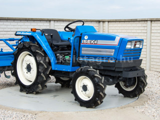 Nagyobb képek megjelenítéséhez kattintson ide
5357-1857-4160 Iseki TA235F japán kistraktor (1)