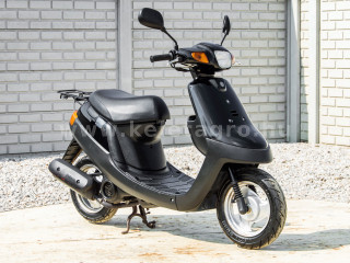 Nagyobb képek megjelenítéséhez kattintson ide
8890-110-285 Yamaha Jog Aprio SA11J robogó (1)