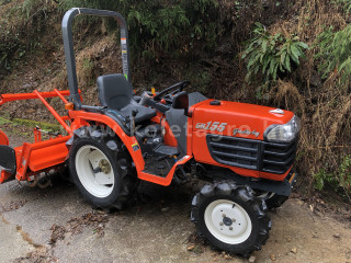 Nagyobb képek megjelenítéséhez kattintson ide
6113-1871-699 Kubota GB155 japán kistraktor (1)