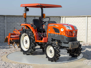 Nagyobb képek megjelenítéséhez kattintson ide
5904-2350-4462 Kubota T240D japán kistraktor (1)