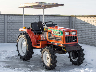 Nagyobb képek megjelenítéséhez kattintson ide
2234-1538.952-8204 Hinomoto N200 japán kistraktor (1)