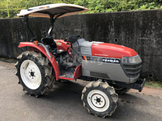 Nagyobb képek megjelenítéséhez kattintson ide
284-1898-7400 Yanmar RS24D japán kistraktor (1)
