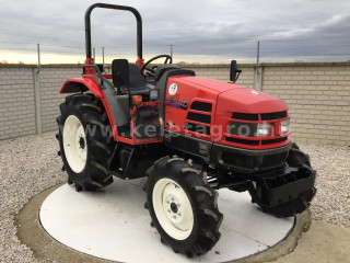 Nagyobb képek megjelenítéséhez kattintson ide
3906-3527-6680 Yanmar US540 japán kistraktor (1)