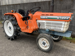 Nagyobb képek megjelenítéséhez kattintson ide
4671-924-5974 Kubota B1902 japán kistraktor (1)