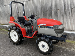 Nagyobb képek megjelenítéséhez kattintson ide
1350-1270-7975 Yanmar AF-15 japán kistraktor (1)