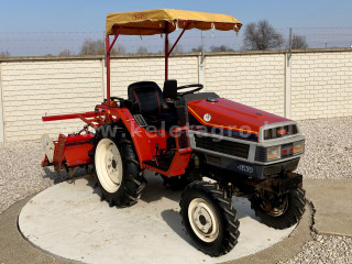Nagyobb képek megjelenítéséhez kattintson ide
9005-1365-8379 Yanmar F165D japán kistraktor (1)