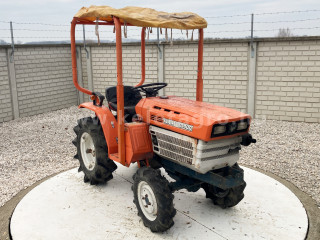 Nagyobb képek megjelenítéséhez kattintson ide
5176-1495-546 Kubota B1400DT japán kistraktor (1)