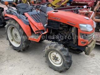 Kubota KB185 alkatrésznek japán kistraktor (1)