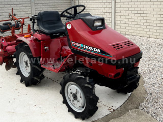 Nagyobb képek megjelenítéséhez kattintson ide
5870-1040-4053 Honda RT1300 japán kistraktor (1)