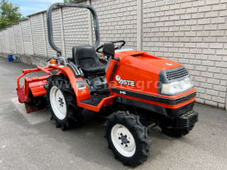 Nagyobb képek megjelenítéséhez kattintson ide
8981-1640-3556 Kubota A-155 japán kistraktor (1)