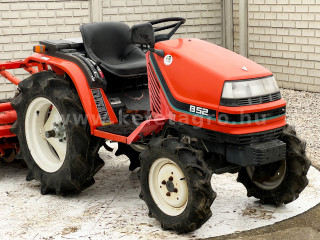 Nagyobb képek megjelenítéséhez kattintson ide
2095-1540-1482 Kubota B52 japán kistraktor (1)