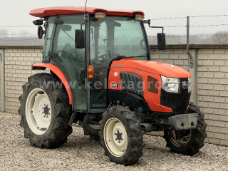 Nagyobb képek megjelenítéséhez kattintson ide
9855-7825-5217 Kubota SL54C Cabin japán traktor (1)