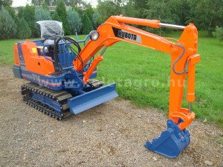 Nagyobb képek megjelenítéséhez kattintson ide
5380-1671-1454 Kubota KH-014 mini excavator (1)