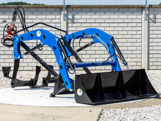 Homlokrakodó Iseki TG23 típusú japán kistraktorokhoz, Komondor PHR-TG23 (1)